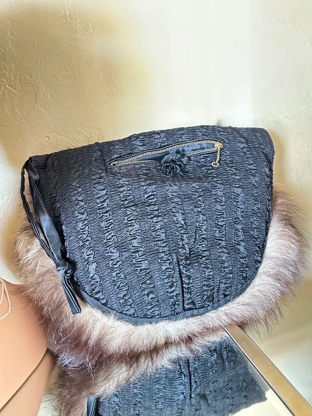 COLLECTION WORTHY SILVER FOX/VELVET HAT & MUFF